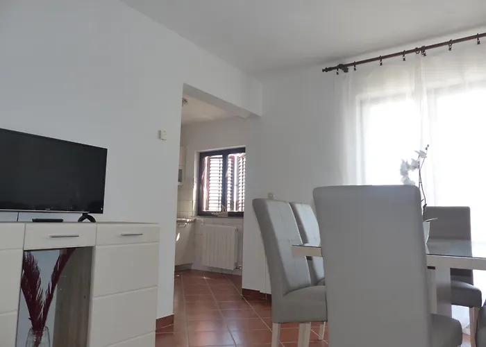 Charming Apartments In Pula