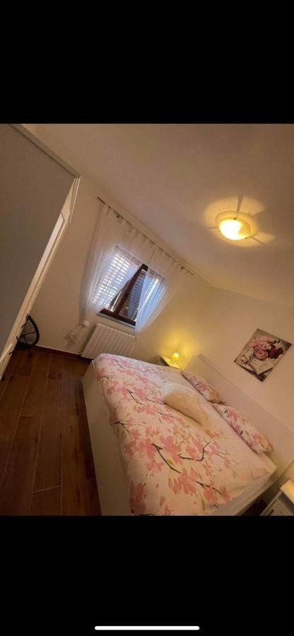 Charming In Apartmán