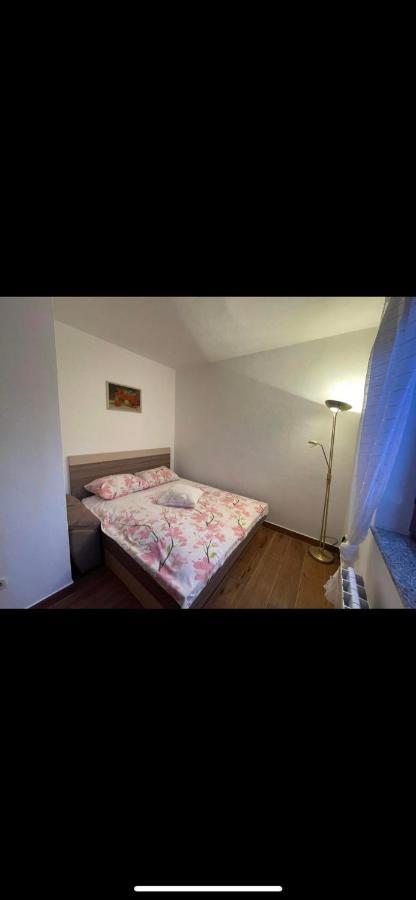Charming In Apartmán