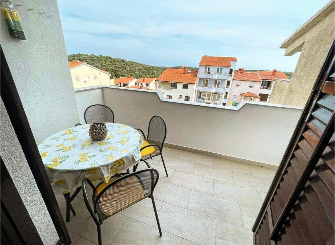 Appartement Charming In Pula