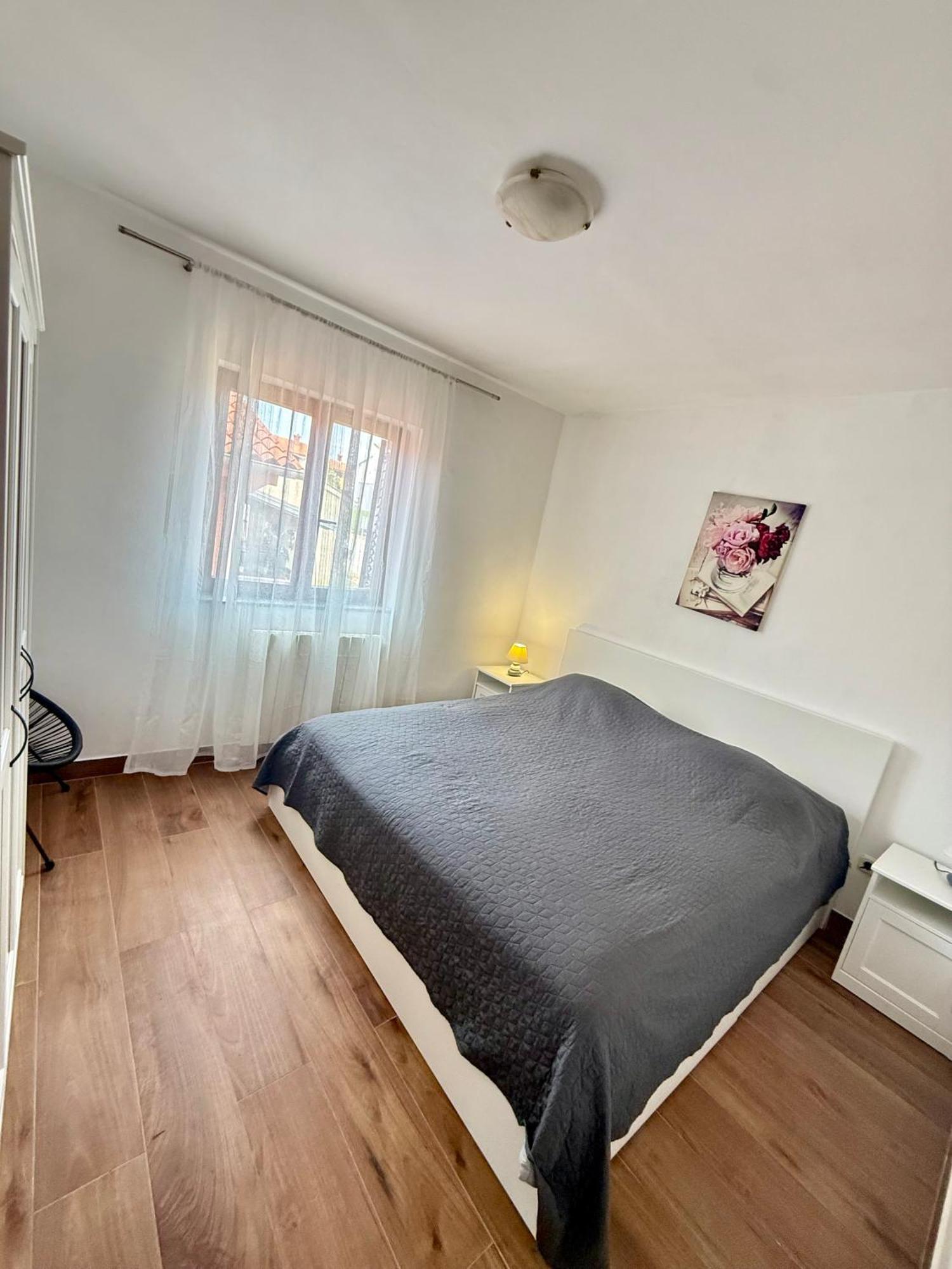 Charming In Apartmán