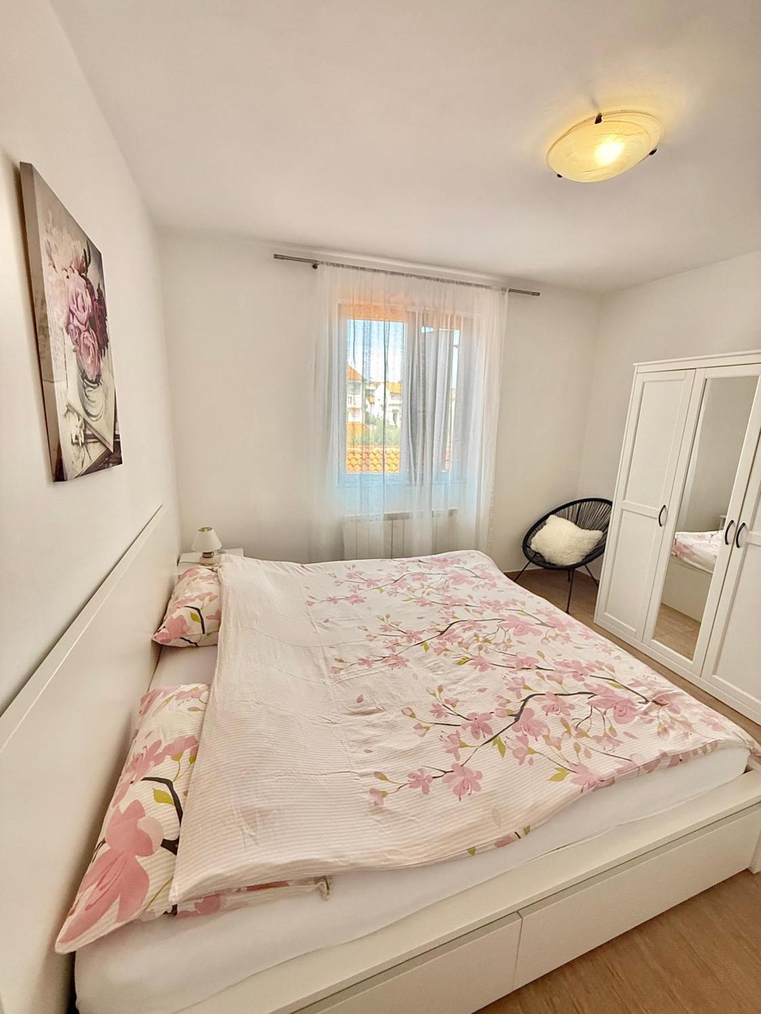 Charming In Apartmán *